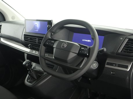 Citroen Dispatch XL 1.5 BlueHDi 120ps Driver 14