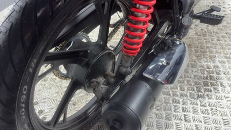 Honda CB 2021 17k NEW MOT GREAT CONDITION 125CC LEARNER BIKE CBF125 27