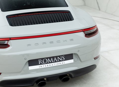 Porsche 911 (991.2) Carrera 4S 22