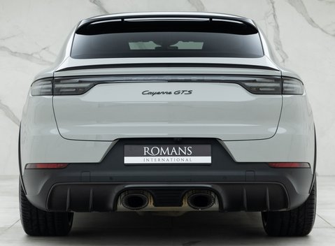 Porsche Cayenne GTS 5