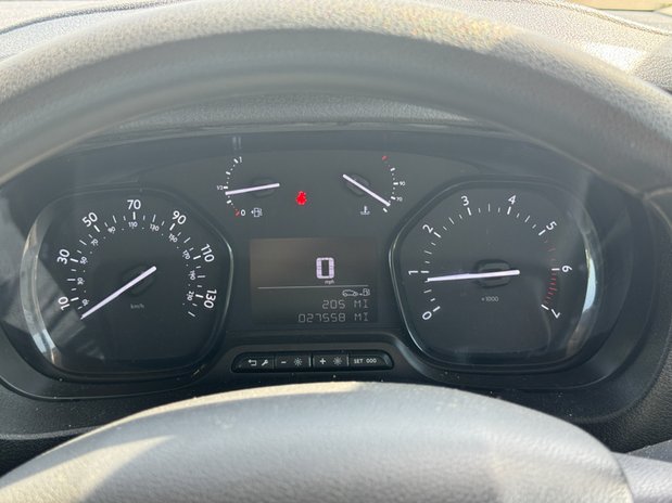 Peugeot Expert MWB L2H1 [SOLD CR] Low Roof 3100 Air Con Sensors EURO 6 17