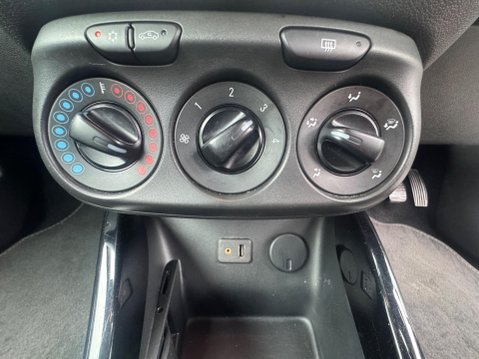 Vauxhall Adam 1.4i JAM Hatchback 3dr Petrol Manual Euro 6 (87 ps) 12