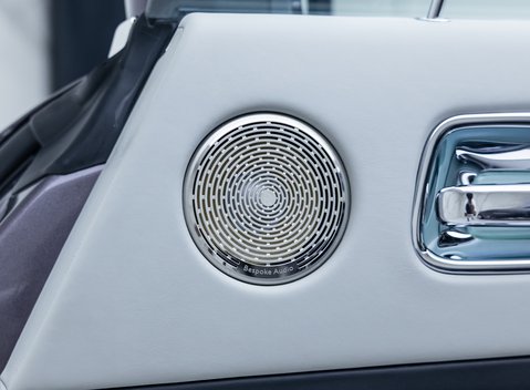 Rolls-Royce Wraith Series II 20