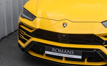 Lamborghini Urus 26