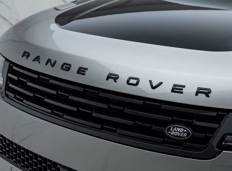 Land Rover Range Rover Sport P635 SV EDITION ONE 34