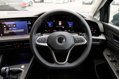 Volkswagen Golf STYLE TSI 15