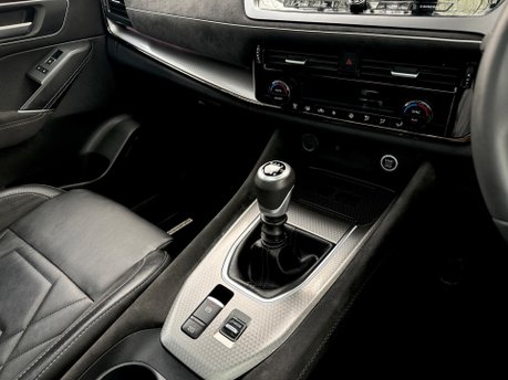 Nissan Qashqai DIG-T N-DESIGN 24