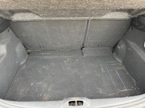 Peugeot 208 1.2 VTi PureTech Style Euro 5 3dr 29