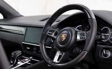 Porsche Cayenne Turbo S E-Hybrid Coupe 9