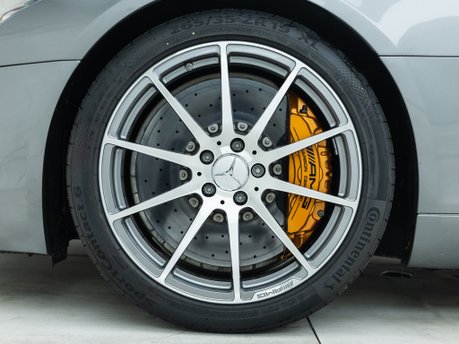 Mercedes-Benz SLS AMG