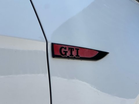 Volkswagen Golf GTI PERFORMANCE DSG 21