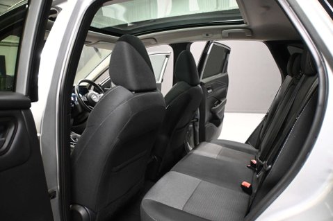 Nissan Qashqai 1.3 Qashqai N-Connecta DiG-T MHEV CVT 5dr 7