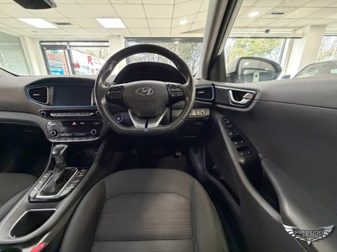 Hyundai IONIQ 1.6 h-GDi Premium DCT Euro 6 (s/s) 5dr 49