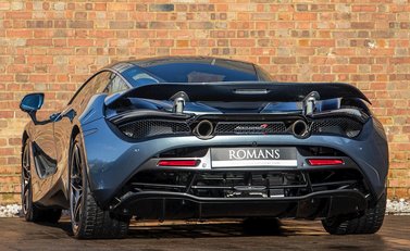 McLaren 720S Luxury 3