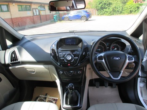 Ford B-Max 1.0T EcoBoost Titanium Navigator Euro 6 5dr 14