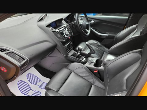 Ford Focus ST-3 26