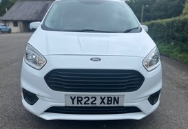 Ford Transit Courier LIMITED L1 EURO 6 VAN 4