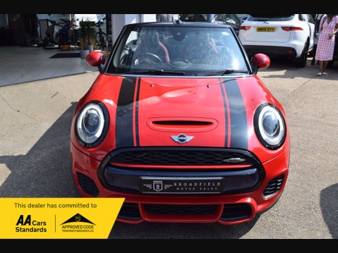 Mini Convertible 2.0 John Cooper Works 2dr 8