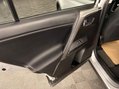 Toyota Rav4 2.0 D-4D Business Edition Euro 6 (s/s) 5dr 28