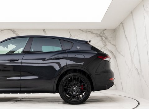 Maserati Levante GranSport Sportivo X Special Edition 26