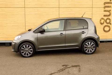Volkswagen Up BLACK EDITION 9