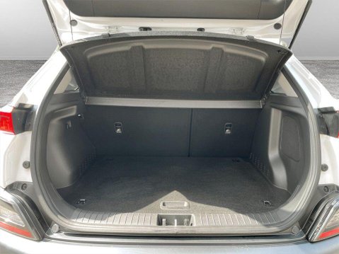 Hyundai KONA 1.6 h-GDi Premium SUV 5dr Petrol Hybrid DCT Euro 6 (s/s) (141 ps) Air Con - 21