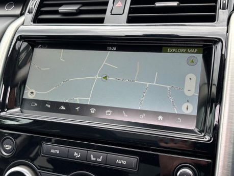 Land Rover Discovery 3.0 TD V6 HSE LUXURY SUV 5dr Diesel Auto 4WD Euro 6 (s/s) (258 ps) 34