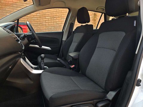 Suzuki SX4 S-Cross 1.6 SX4 S-Cross SZ3 5dr 20