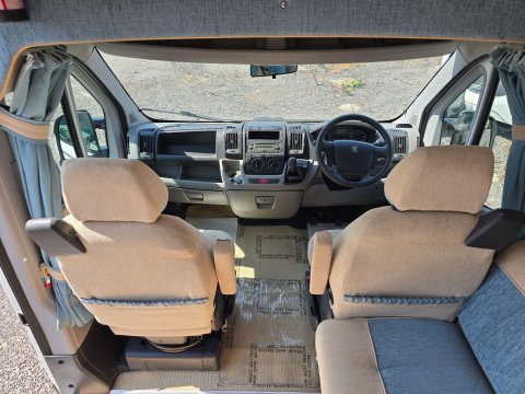 Auto-Sleepers Orian Pavo 20