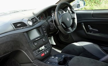 Maserati Granturismo MC Stradale 8