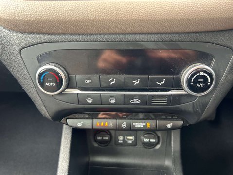 Hyundai i20 1.2 i20 Premium SE MPI 5dr 26
