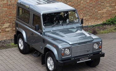 Land Rover 90 County 2