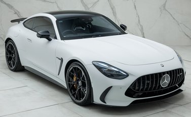 Mercedes-Benz Amg GT 63 Ultimate 11
