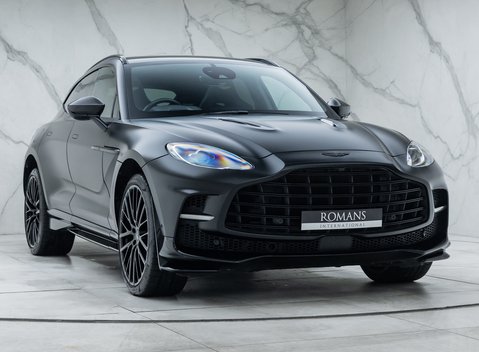 Aston Martin DBX 707 8