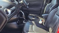 Jeep Renegade 2.0 MultiJetII Limited SUV 5dr Diesel Auto 4WD Euro 6 (s/s) (140 ps) 30