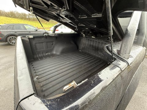 Volkswagen Amarok 2.0 BiTDI BlueMotion Tech Dark Label Auto 4Motion Euro 5 (s/s) 4dr 27
