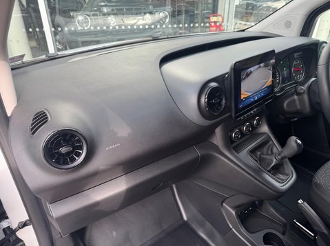 Mercedes-Benz Citan 110 BASE L1 20