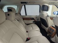 Land Rover Range Rover 3.0 Range Rover Autobiography Auto 4WD 5dr 45