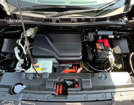 Nissan LEAF Leaf N-Connecta Electric 110Kw 39kWh (AUTOMATIC) 5dr 7