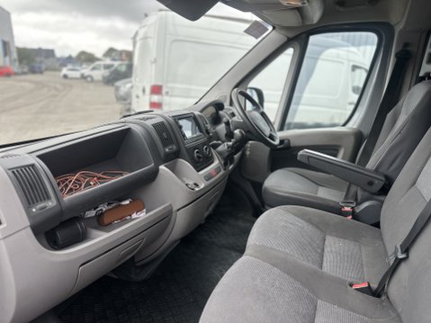 Peugeot Boxer 3.0 RACE VAN, RACE TRUCK, CAMPER VAN GH AWNING GARAGE 20