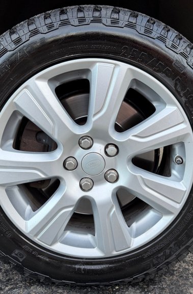 Land Rover Discovery SDV6 SE TECH - 11 SERVICES RECORDED INC CAMBELT CHANGE 