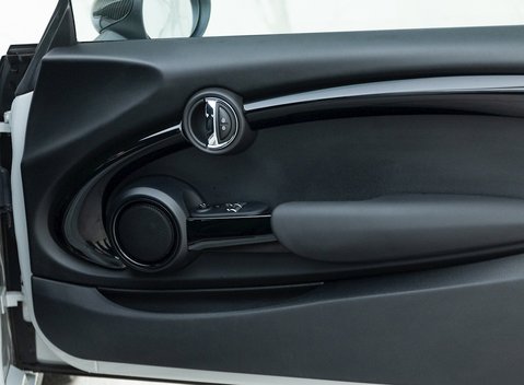 Mini Hatch John Cooper Works Challenge 21