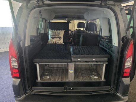 Peugeot Partner BLUE HDI S/S TEPEE ALLURE 18