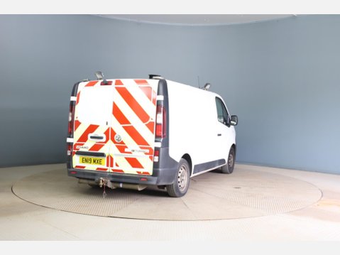 Vauxhall Vivaro 1.6 CDTi 2900 BiTurbo ecoTEC L1 H1 Euro 6 (s/s) 5dr 3