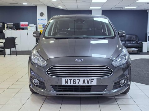 Ford S-Max 2.0 TDCi Titanium Euro 6 (s/s) 5dr 4