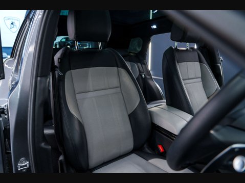 Land Rover Range Rover Evoque 2.0 D200 MHEV Edition SUV 5dr Diesel Auto 4WD Euro 6 (s/s) (204 ps) 30