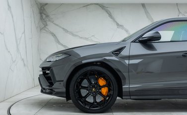 Lamborghini Urus PERFORMANTE 52