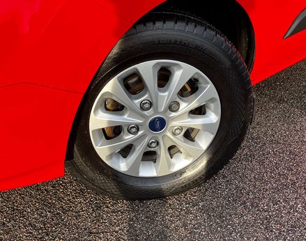 Ford Tourneo Custom 2.0 Tourneo Custom 320 Zetec EcoBlue Auto 4dr 3