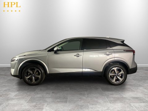 Nissan Qashqai 1.3 DIG-T MHEV N-Connecta SUV 5dr Petrol Hybrid XTRON Euro 6 (s/s) (158 ps) 7
