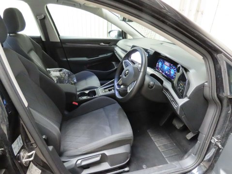Volkswagen Golf 2.0 Golf Style TDI Semi-Auto 5dr 7